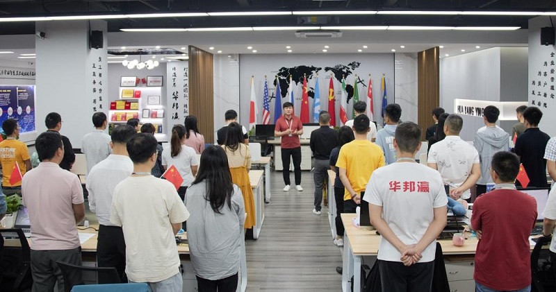 再贏新單！華邦瀛成都LED貼膜屏項(xiàng)目圓滿收官